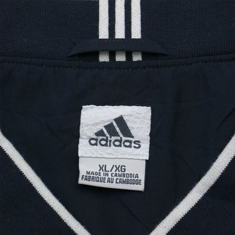 USED ADIDAS V-NECK "CLIMA SHELL WIND"NYLON JERSEY