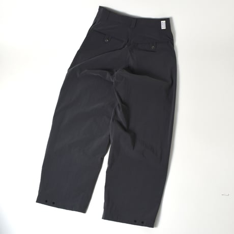 NOROLL "MUKAVA THICK WALK PANTS"