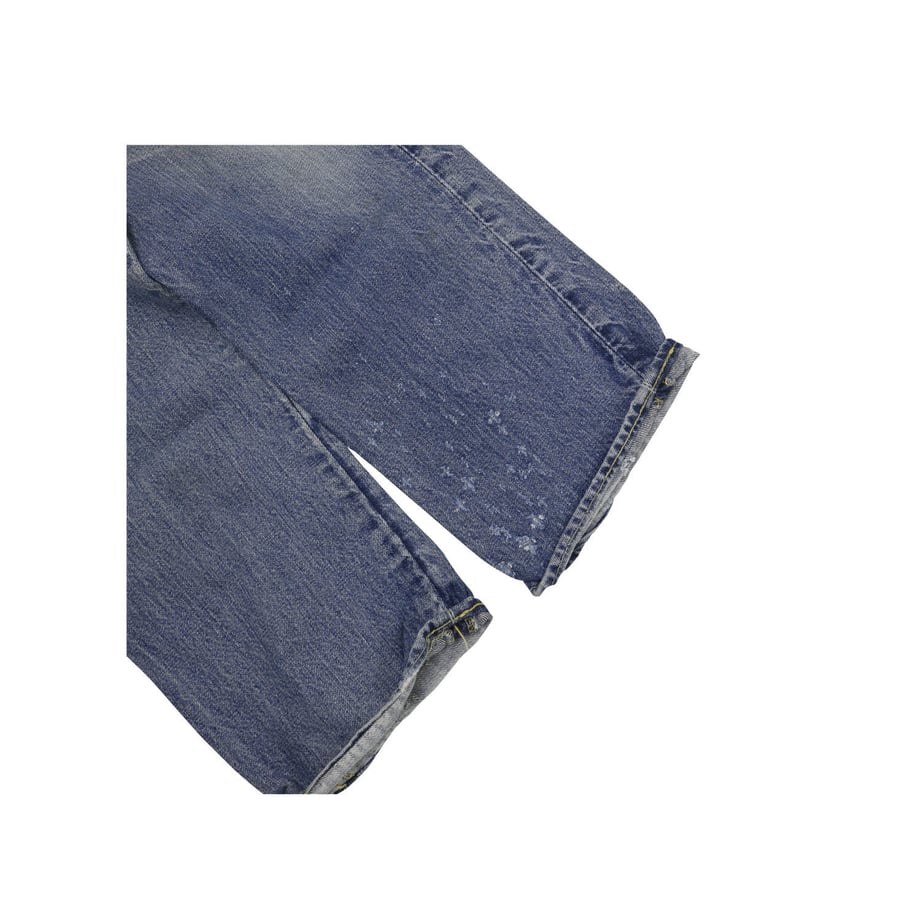5ac300b9122a7d25dd000d93