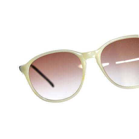 USED UNKNOWN GLASSES