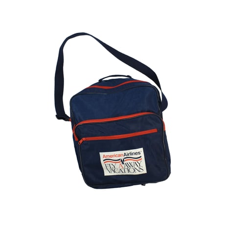 USED "AMERICAN AIRLINES" BAG