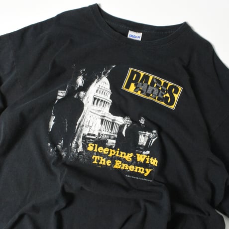 USED 03’S "PARIS / GUERRILLA FUNK" T-shirt