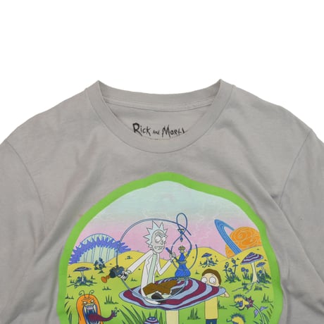 USED "RICK AND MORTY" OFFICIAL T-shirt