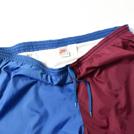 USED 90'S "NIKE" NYLON SHORTS