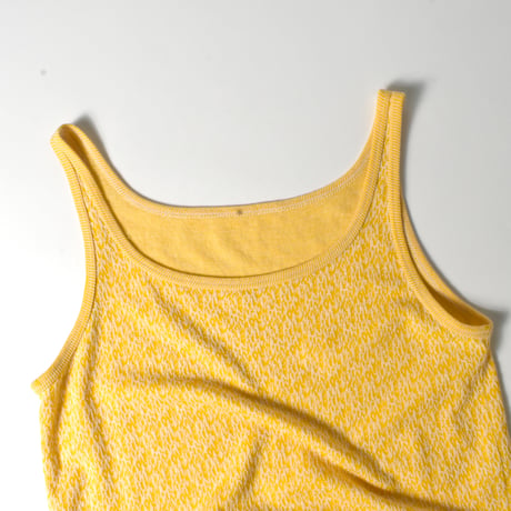 USED UNKNOWN TANK TOP