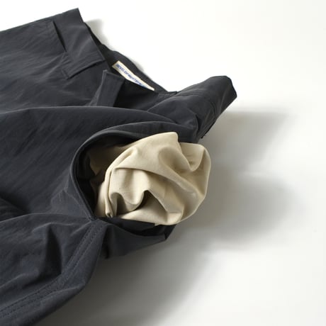 NOROLL "MUKAVA THICK WALK PANTS"