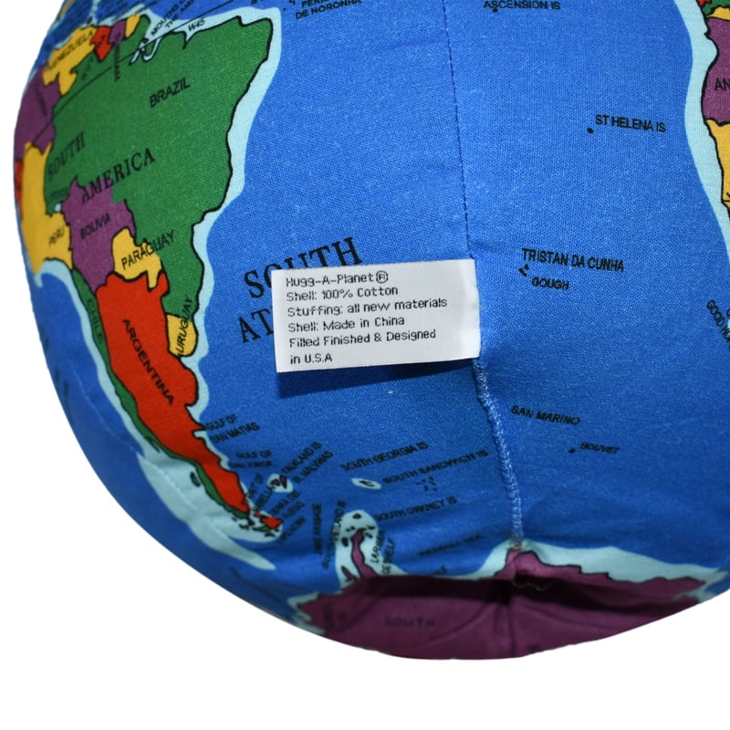 HUGG A PLANET　地球儀クッション　EARTH STUFFED TOY HUGG A PLANET / EARTH
