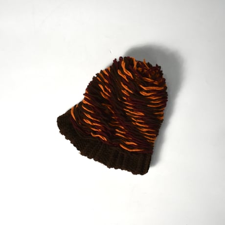 USED HAND KNIT BEANIE