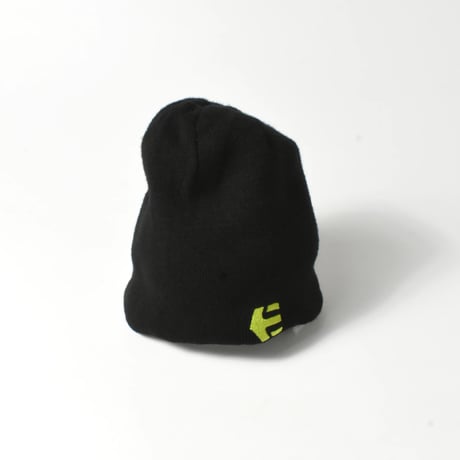 USED "ETNIES" REVERSIBLE SINGLE BEANIE