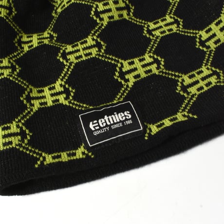 USED "ETNIES" REVERSIBLE SINGLE BEANIE