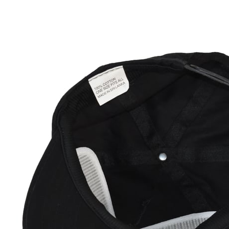 USED "LA GEAR" SNAP BACK