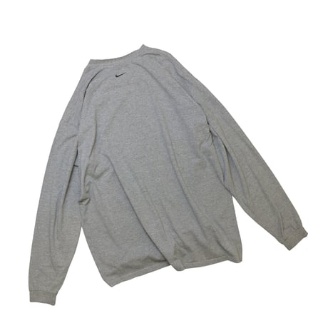 USED "NIKE" LONG SLEEVE SHIRT