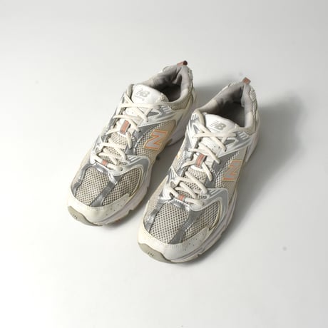 USED "NEW BALANCE / 530"