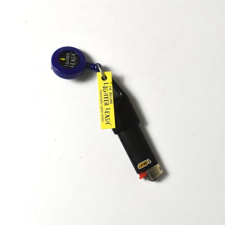 "LIGHTER LEASH" RETRACTABLE LIGHTER HOLDER