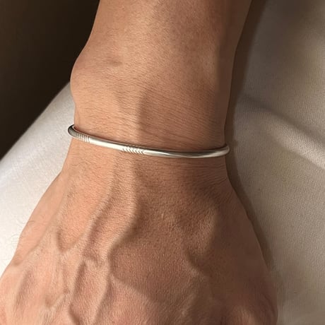 SV900｜Round Feather Cuff 3.0㎜