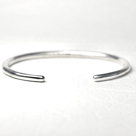 Forged SV950｜ Round Hammered EndMirror Cuff