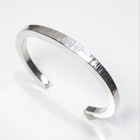 All Forged SV950｜Taper Shape Hammered Cuff