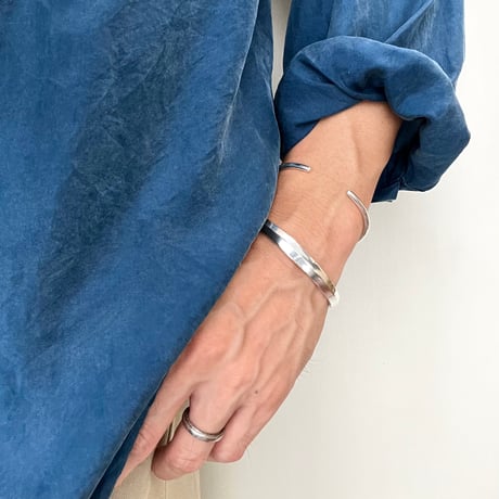 All Forged SV950｜ Triangle Shape Hammered Cuff