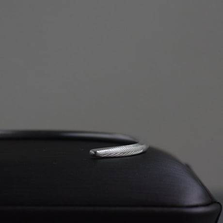 SV900｜Round Feather Cuff 3.0㎜