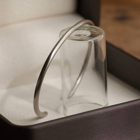 K18WG｜Round Cuff 2.5㎜