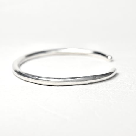 Forged SV950｜ Round Hammered EndMirror Cuff