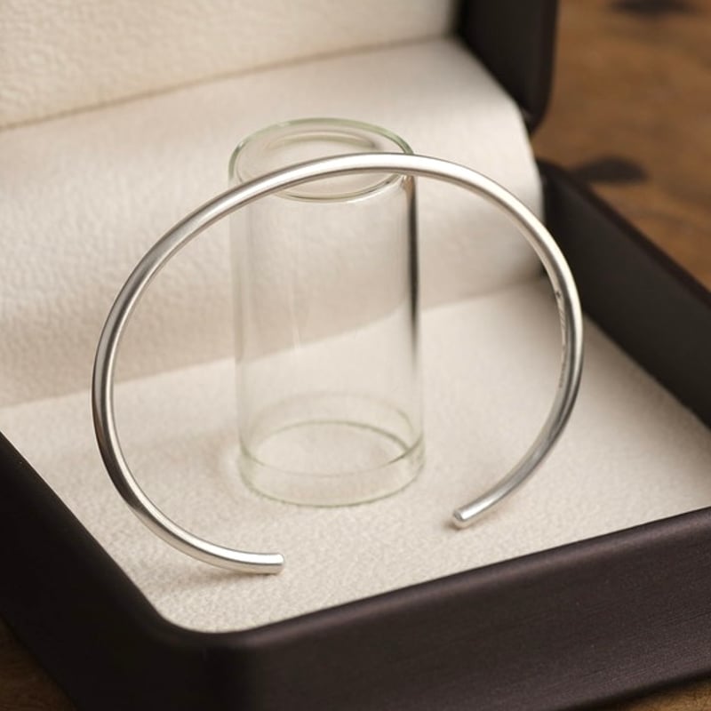 SV925｜Round Cuff 2.5㎜ | STARTWISTオンラインストア ＊///