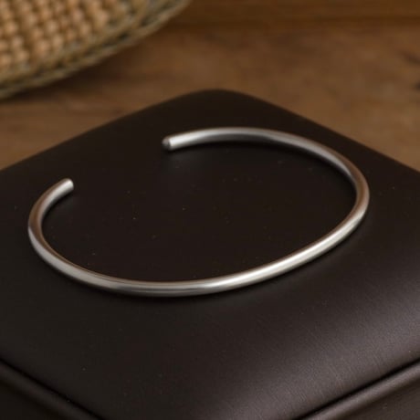 Pt900｜Round Cuff 2.5㎜