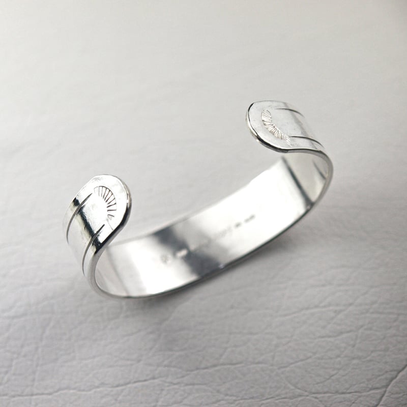 新作 ロンハーマ14K Line Bracelet ¥429,000 新作 ロンハーマ14K Line