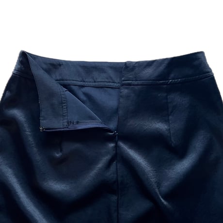 【 Pre Order 】Slim Satin Long Skirt (Navy)