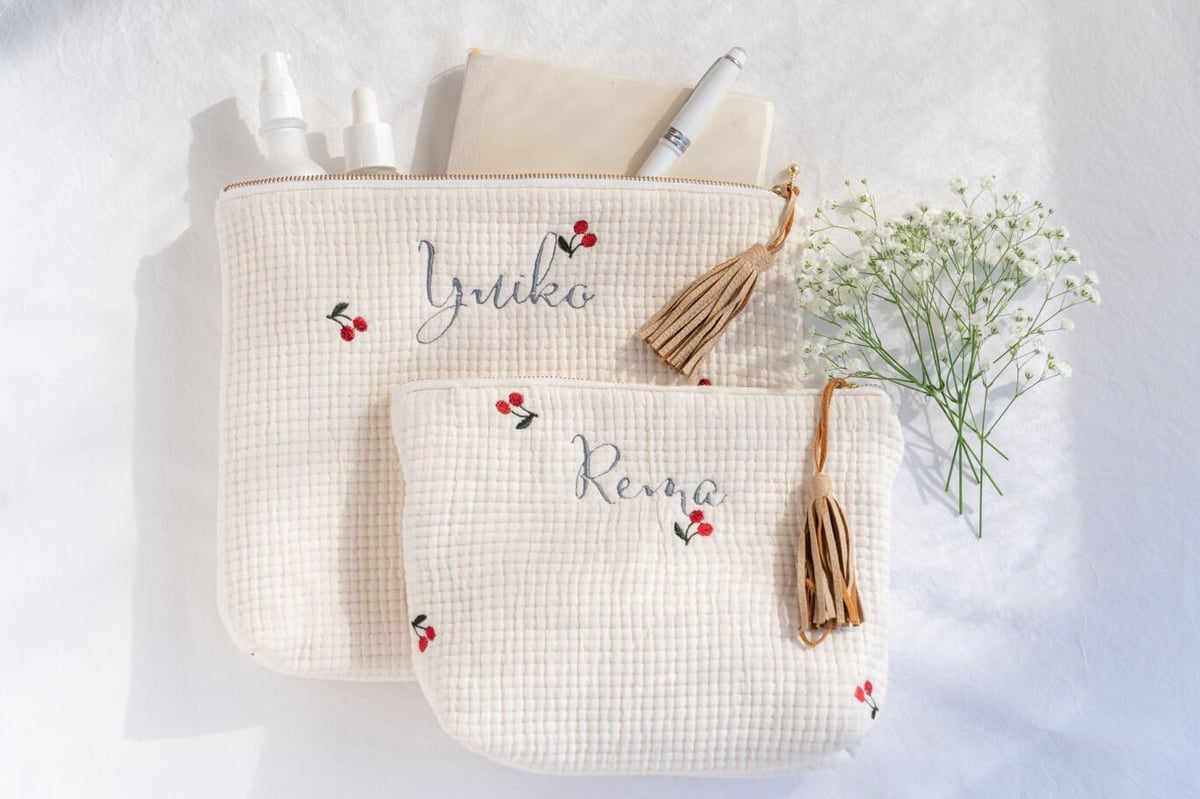 ふわふわ🍒刺繍のポーチ | STARLILY
