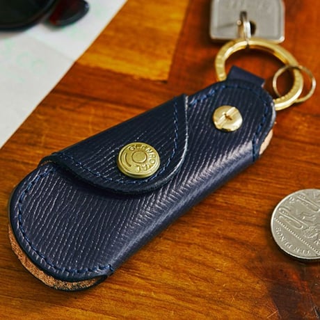 POCKET SHOEHORN / EMBOSSED LEATHER