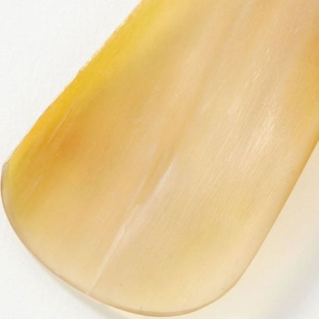 POCKET SHOEHORN / EMBOSSED LEATHER