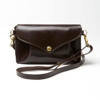 MEDIUM PURSE WITH STRAP