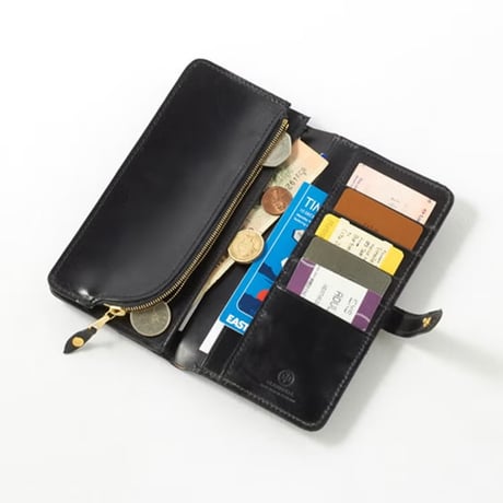 ROUND LONG PURSE / EMBOSSED LEATHER