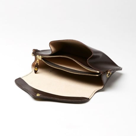 MEDIUM PURSE WITH STRAP
