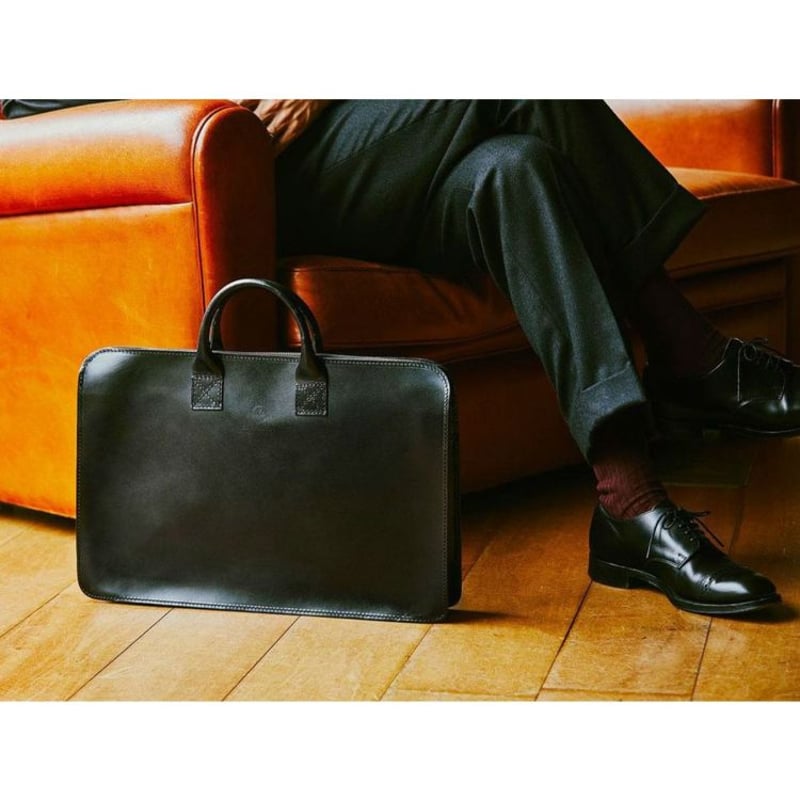 LIGHTWEIGHT BRIEFCASE | GLENROYAL INTERNATIONA