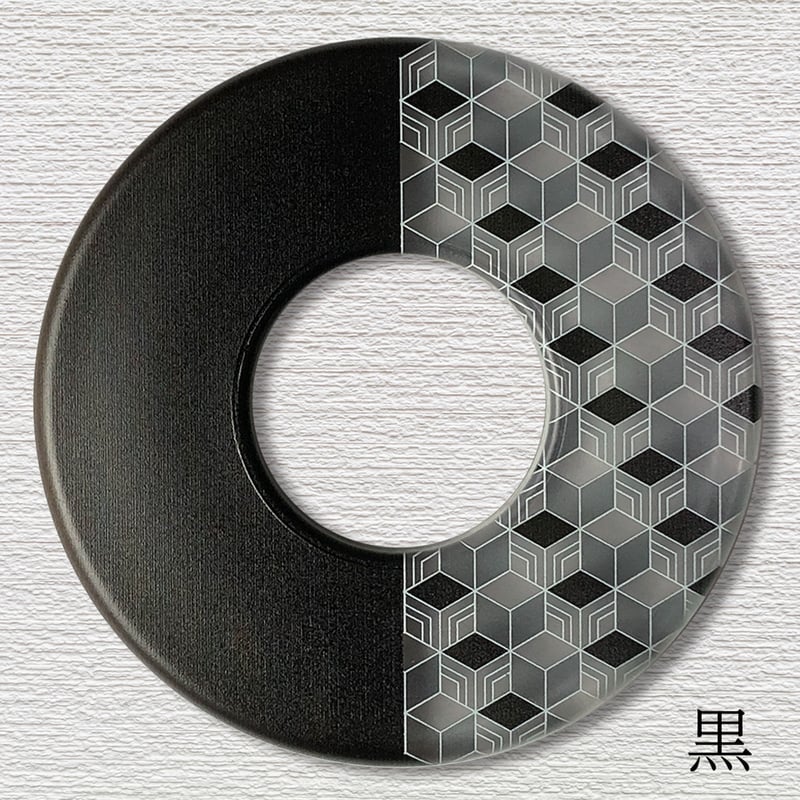 獅子と亀の彫刻 鍔(つば) 獅子と亀の彫刻 鍔(つば) 鍔：猛虎図 Tsuba:Mouko Zu