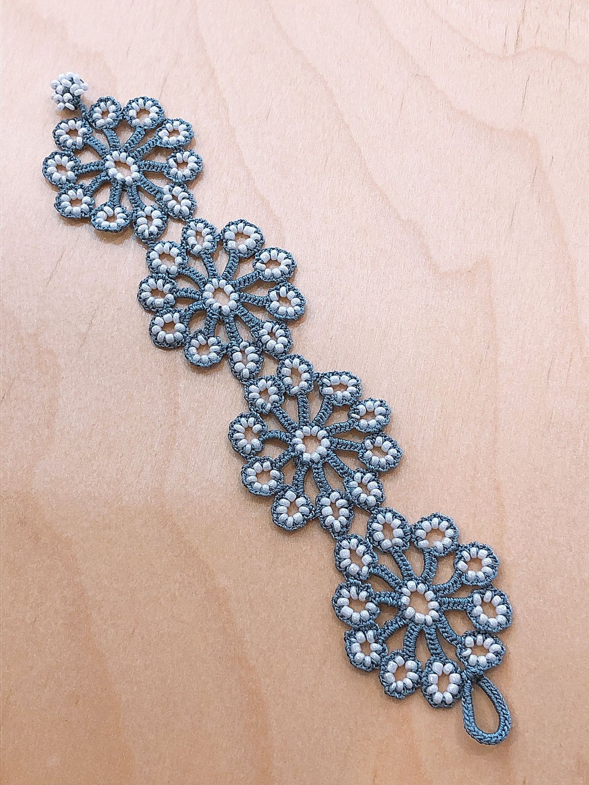 トルコのオヤ　　ブレスレットセット トルコの伝統手芸「オヤ」キット ひまわりのブレスレット
