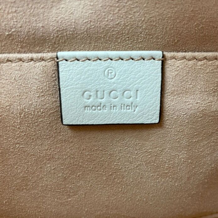 GUCCI グッチ ダイアナスモール トートバッグ 660195 未使用品 GUCCI グッチ ダイアナスモール トートバッグ 660195 未使用品