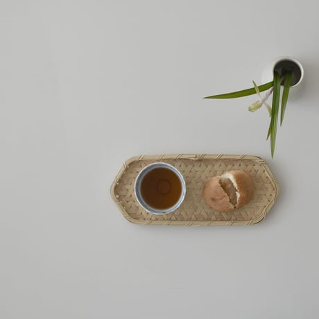 竹編みの長六角トレー