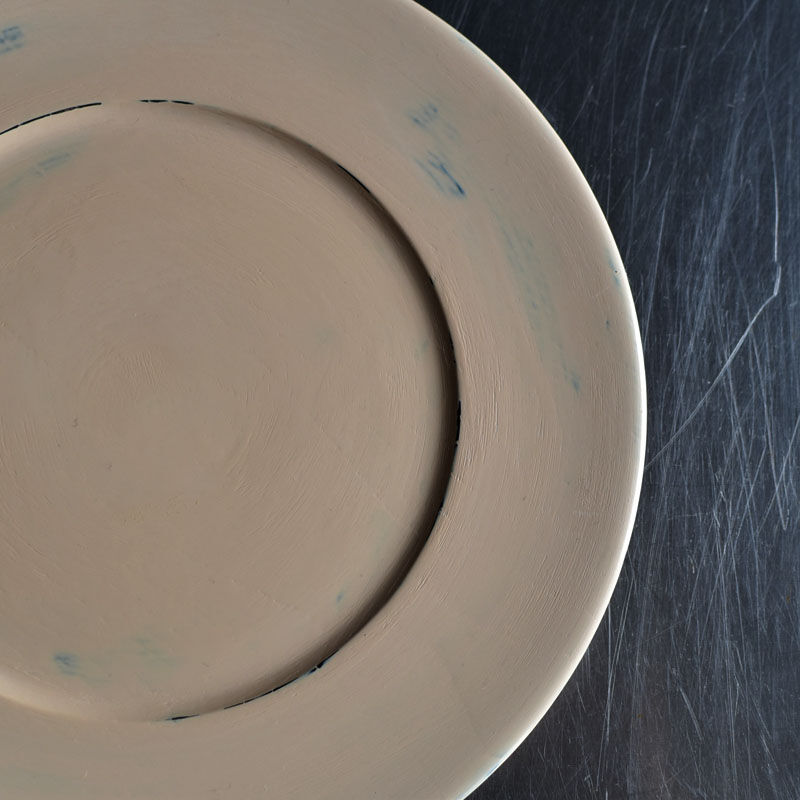 白漆 リムプレート皿 8寸 | ハモニ