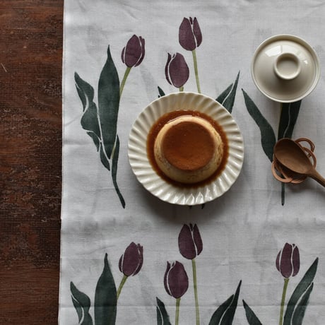 アケモドロ　型染め手ぬぐい　Bordeaux tulips