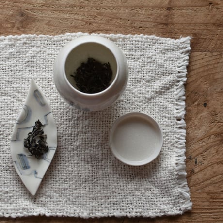 マイケル・ケリー　蓋もの   tea