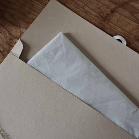 木彫りのサンタレリーフ   　送料無料