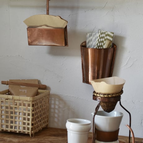akakane.　銅のround holder