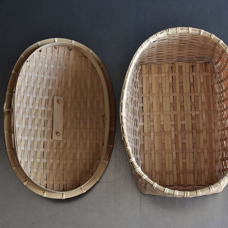 竹編みの蓋付ストック籠