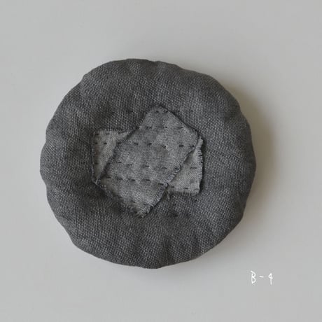 糸so. 　継布まる敷き　べんがら染め Ｂ