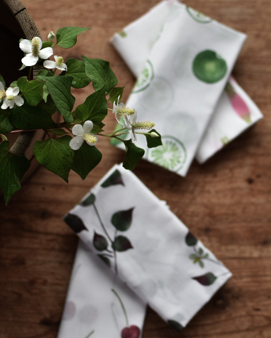 アケモドロ 型染め手ぬぐい さくらんぼ | ハモニ