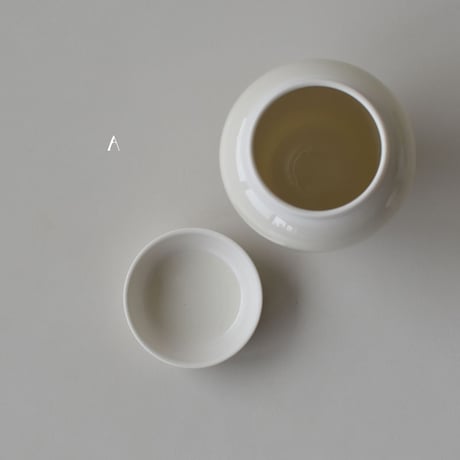 マイケル・ケリー　蓋もの   tea