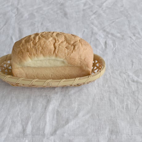 竹編みのパンかご